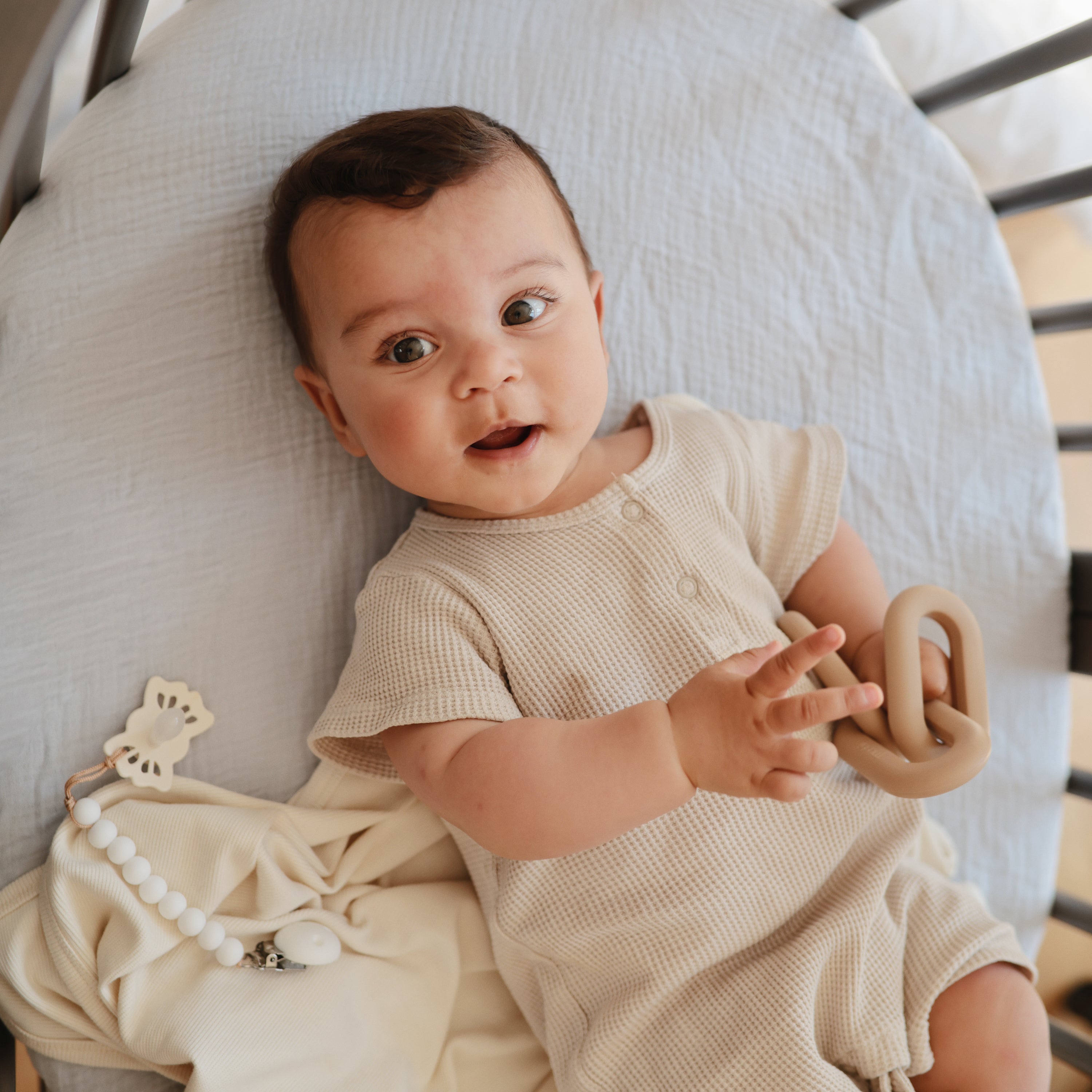 Silicone Pacifier Clip | Hera {Drop Ship}