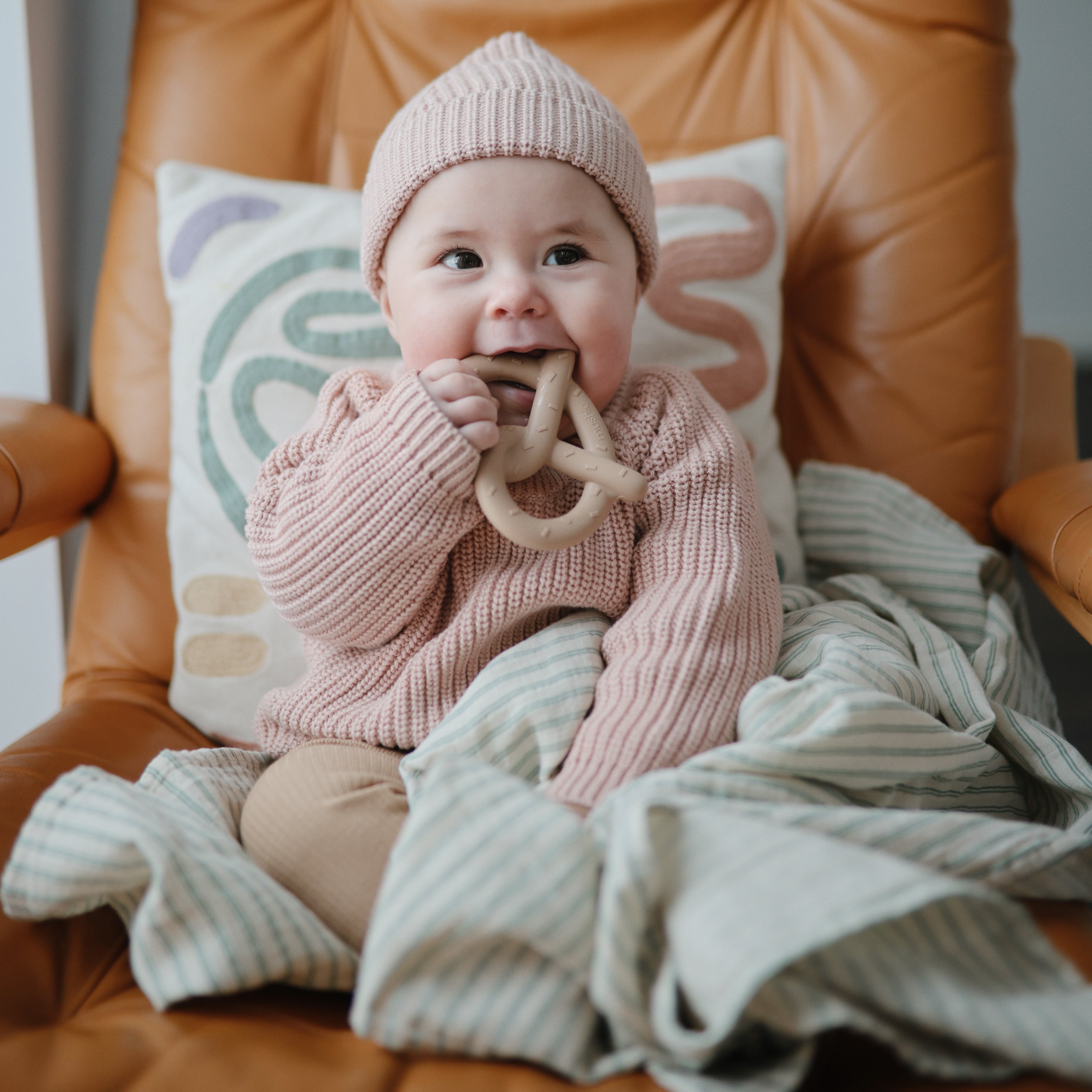 Pretzel Teether {Drop Ship}