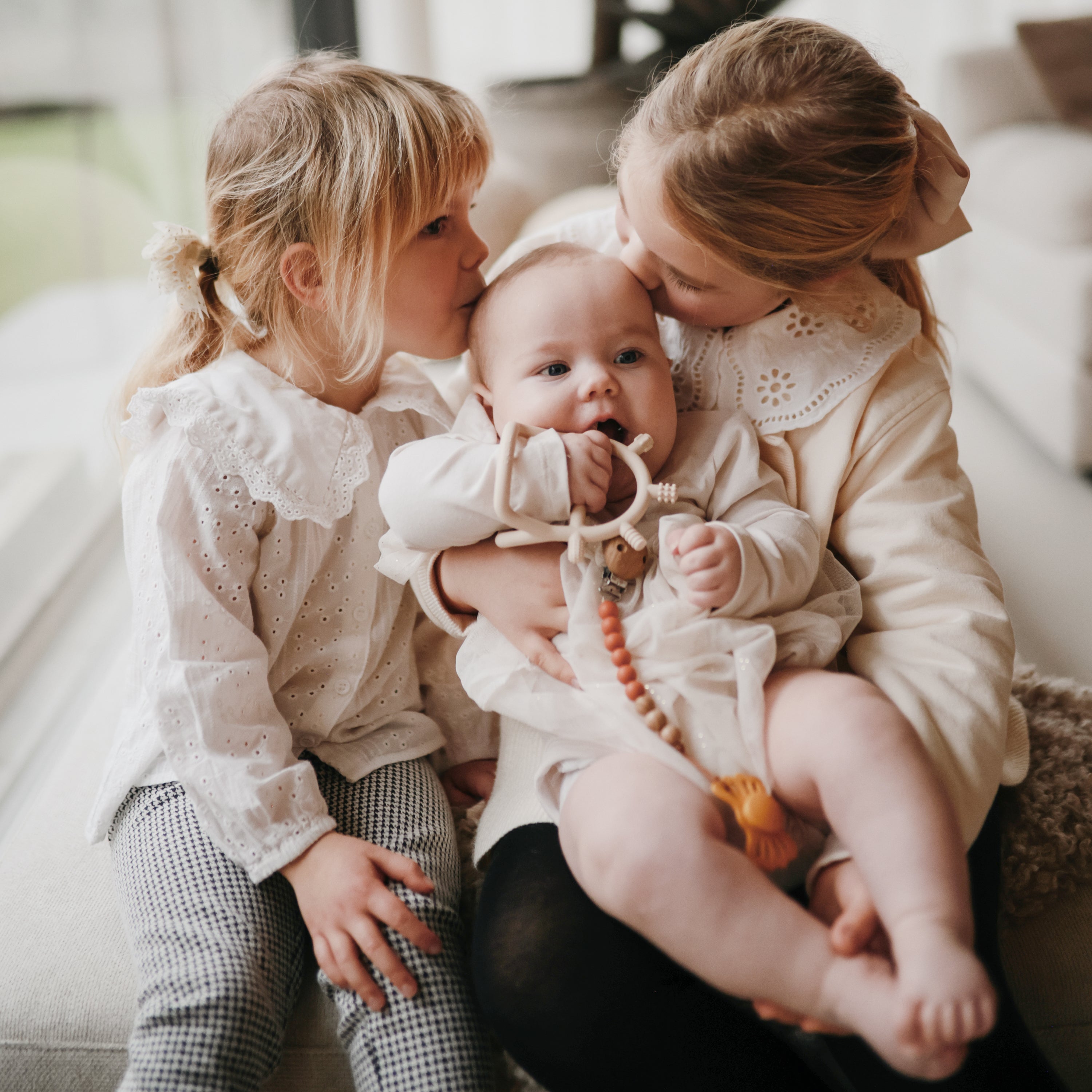 Silicone Pacifier Clip | Eva {Drop Ship}