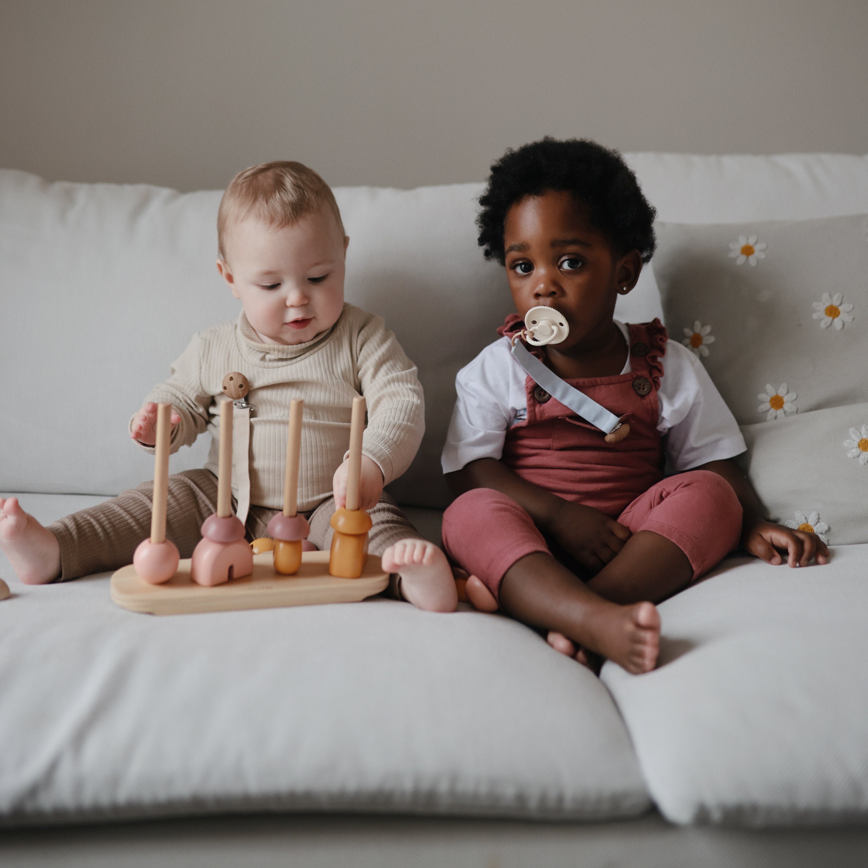 FRIGG Silicone Pacifier 4-Pack {Drop Ship}