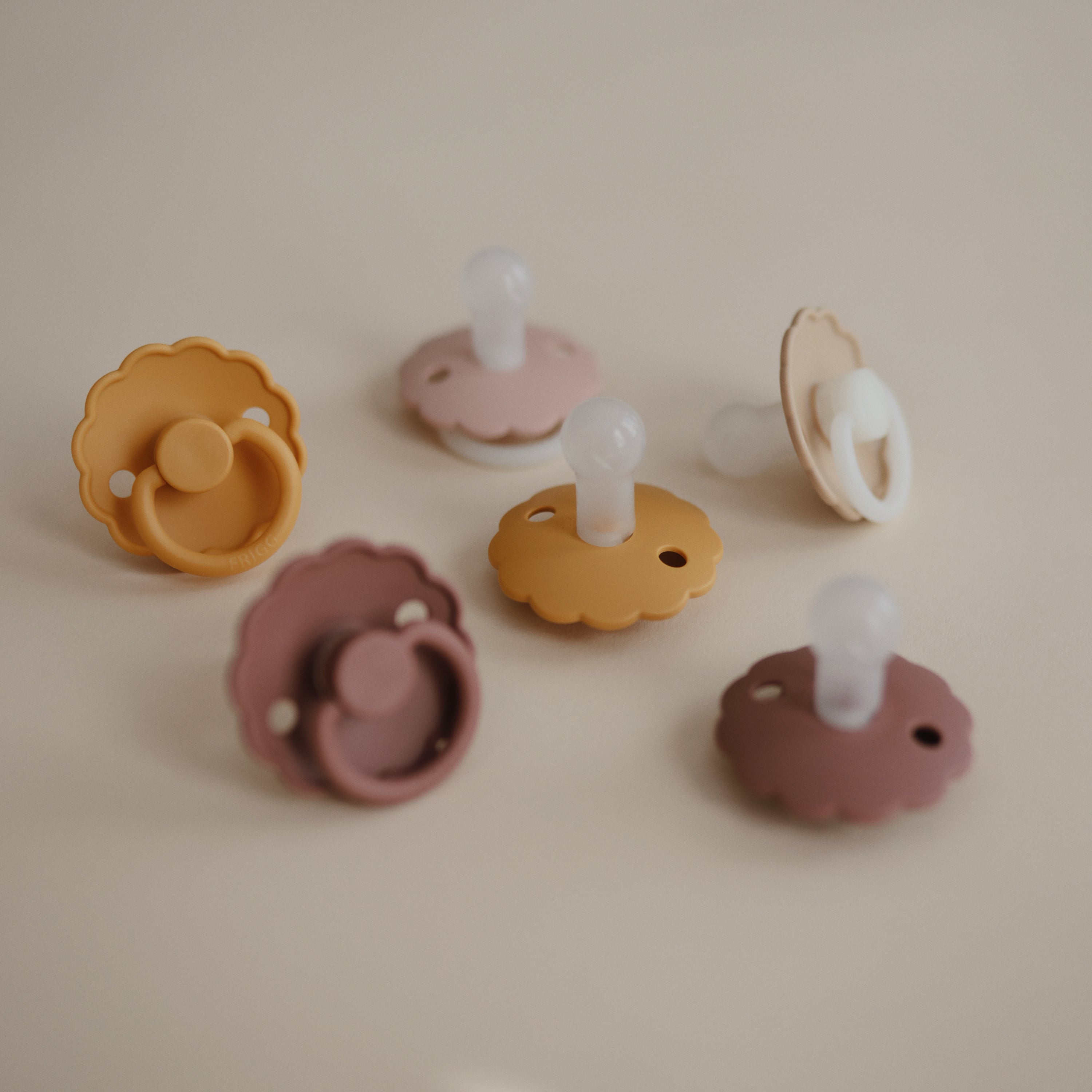 FRIGG Daisy Silicone Pacifier 2-Pack {Drop Ship}