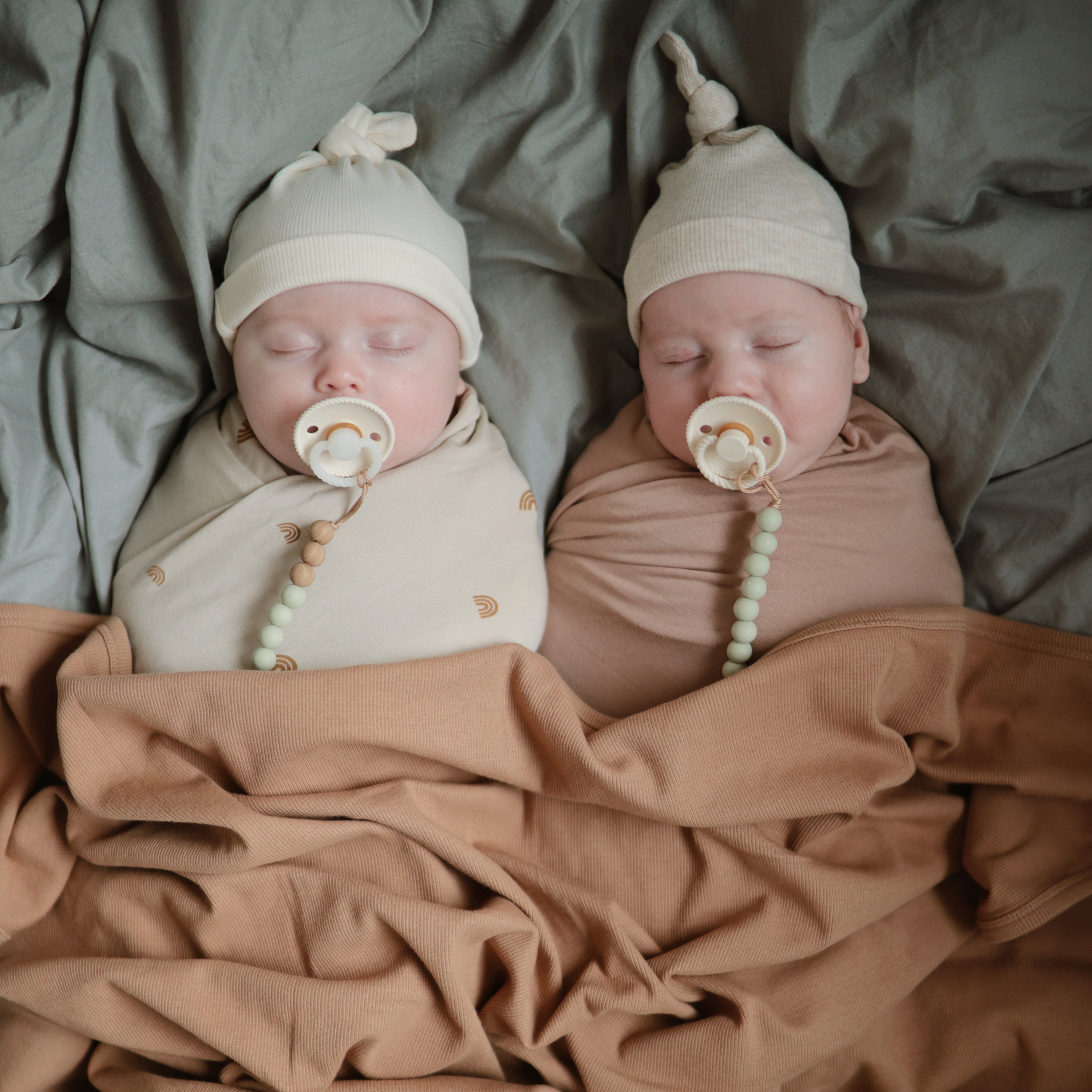 FRIGG Rope Natural Rubber Pacifier 2-Pack {Drop Ship}