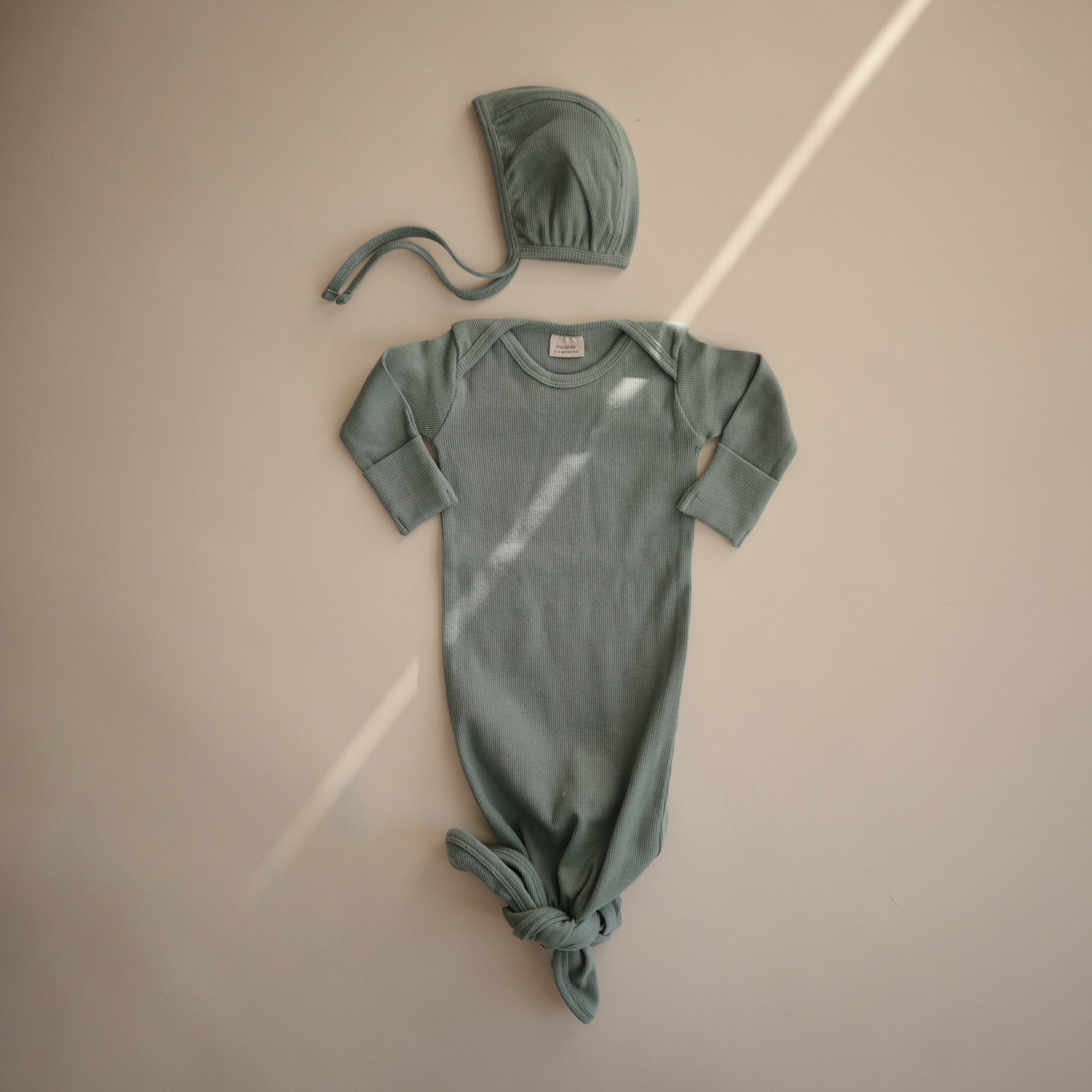 Ribbed Baby Bonnet {Drop Ship}