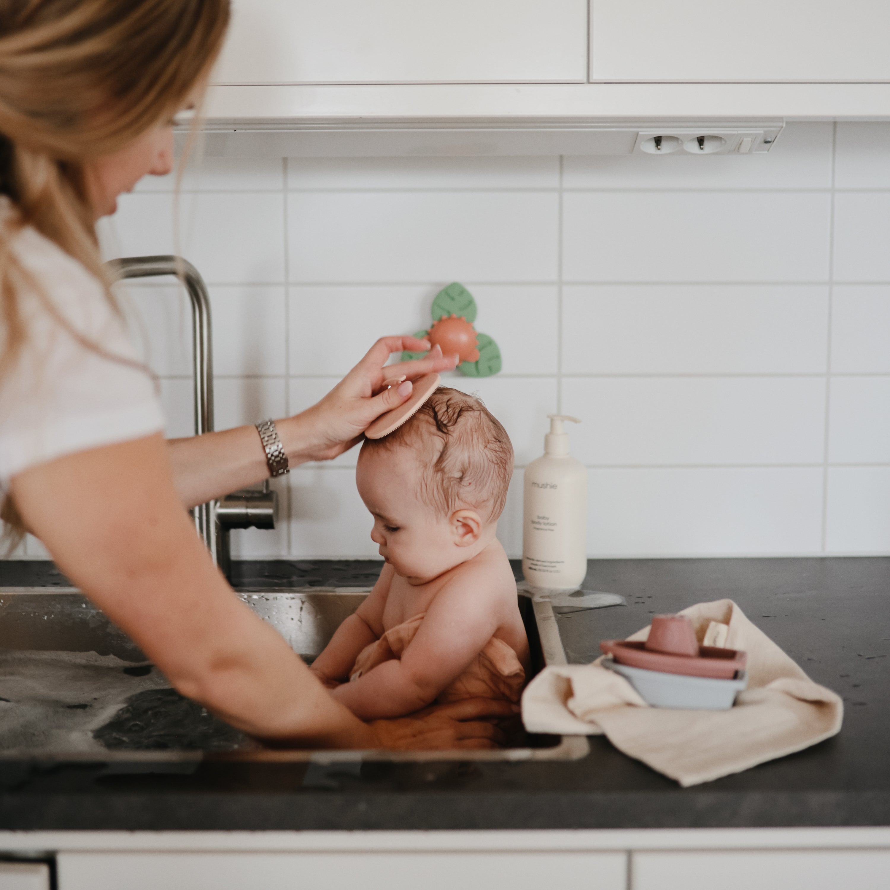 Cradle Cap Brushes {Drop Ship}