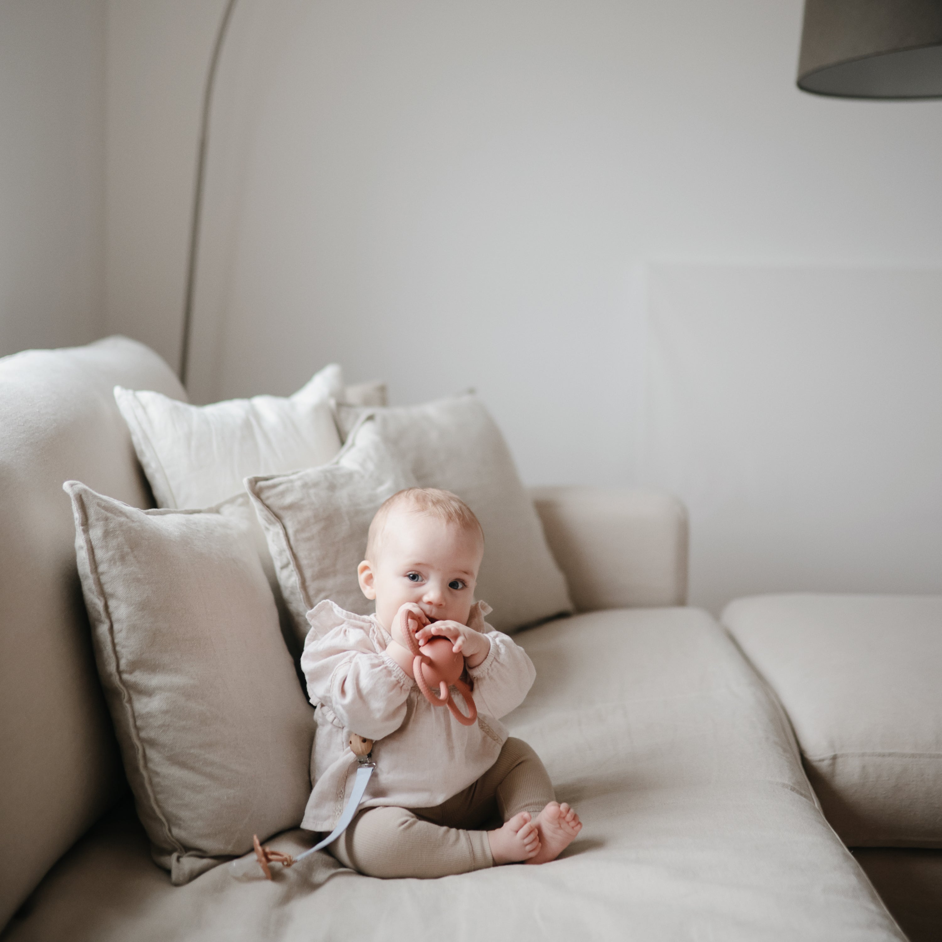 Daisy Rattle Teether {Drop Ship}