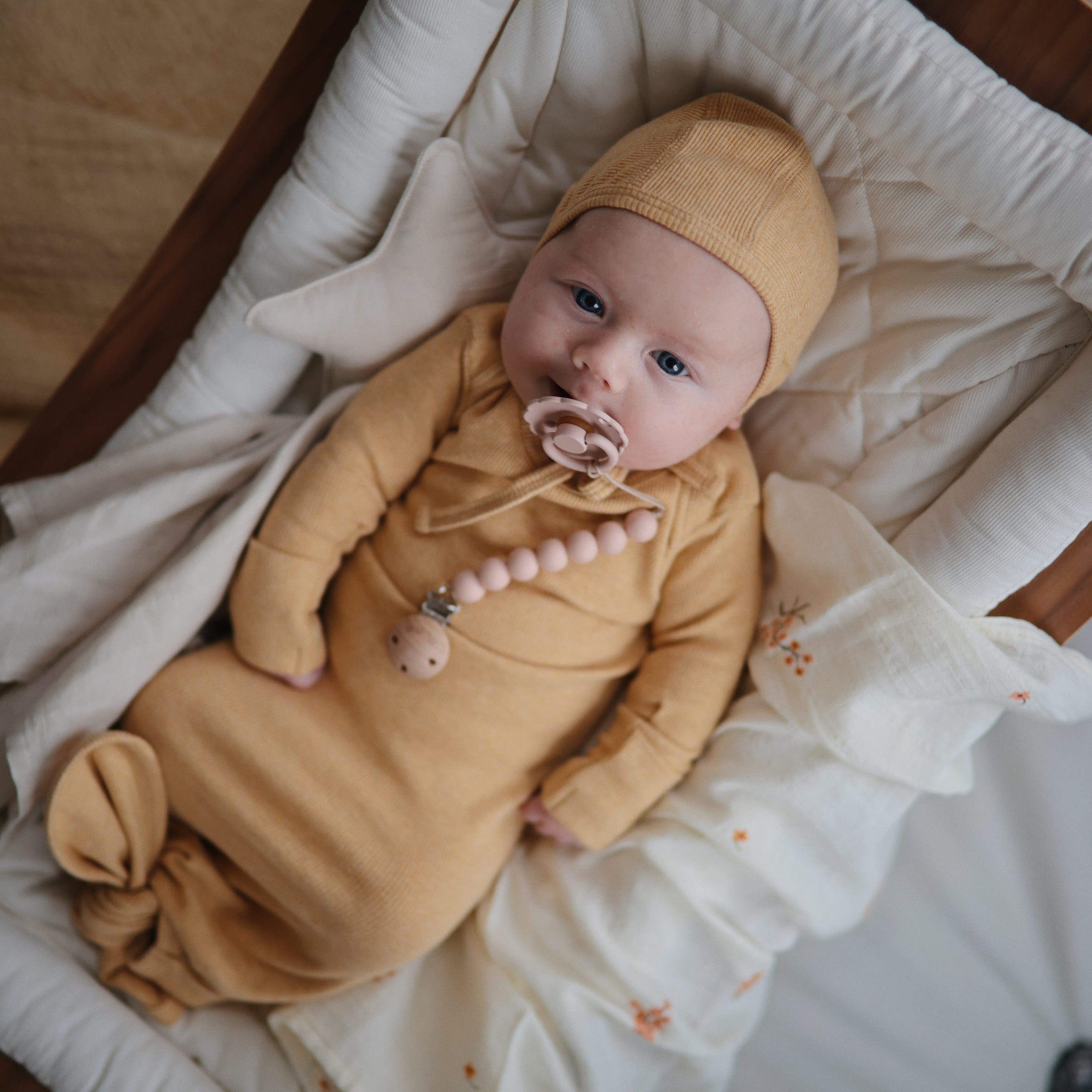 Ribbed Baby Bonnet {Drop Ship}