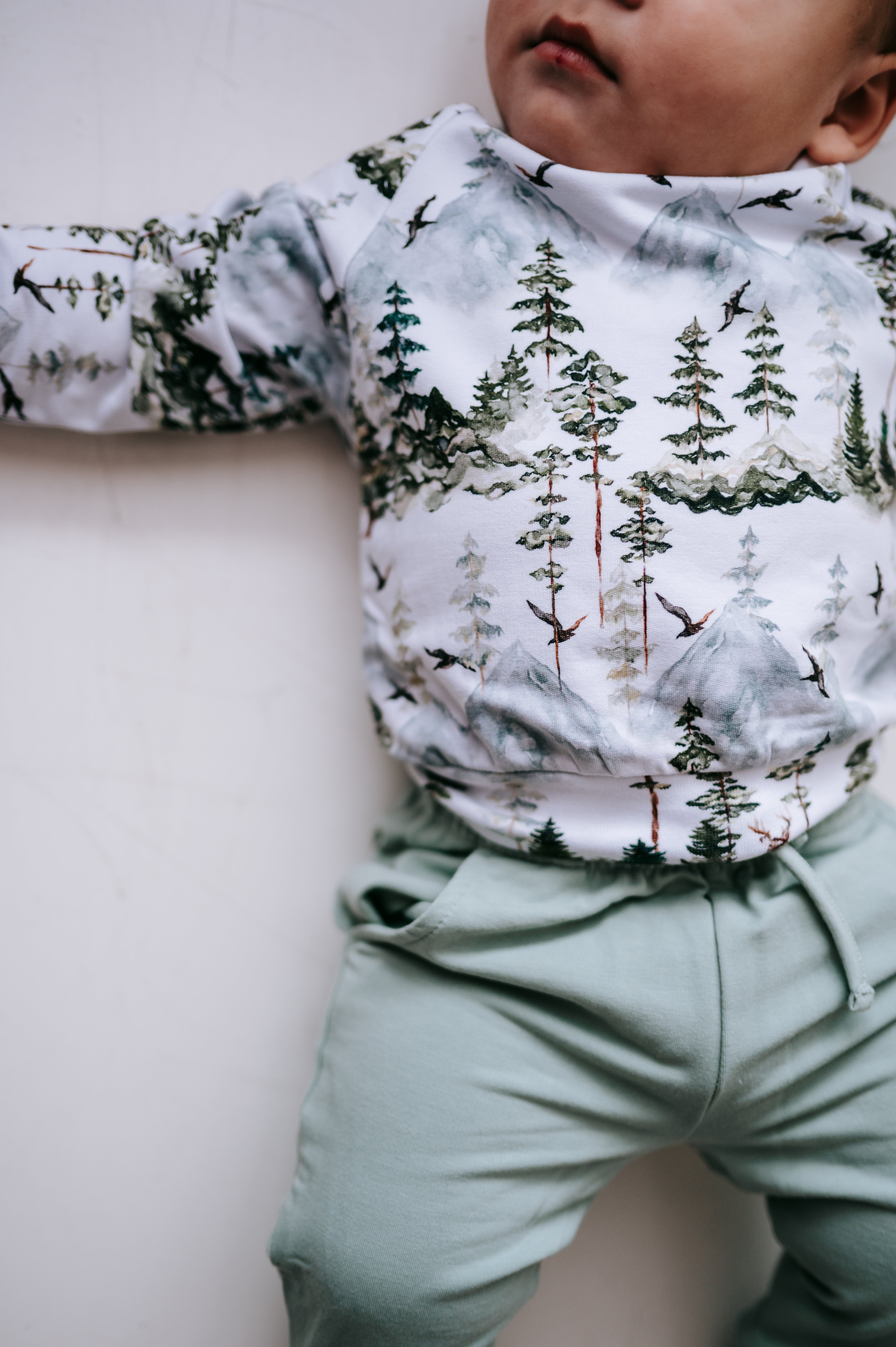 Cascades - (Comfy Crew)