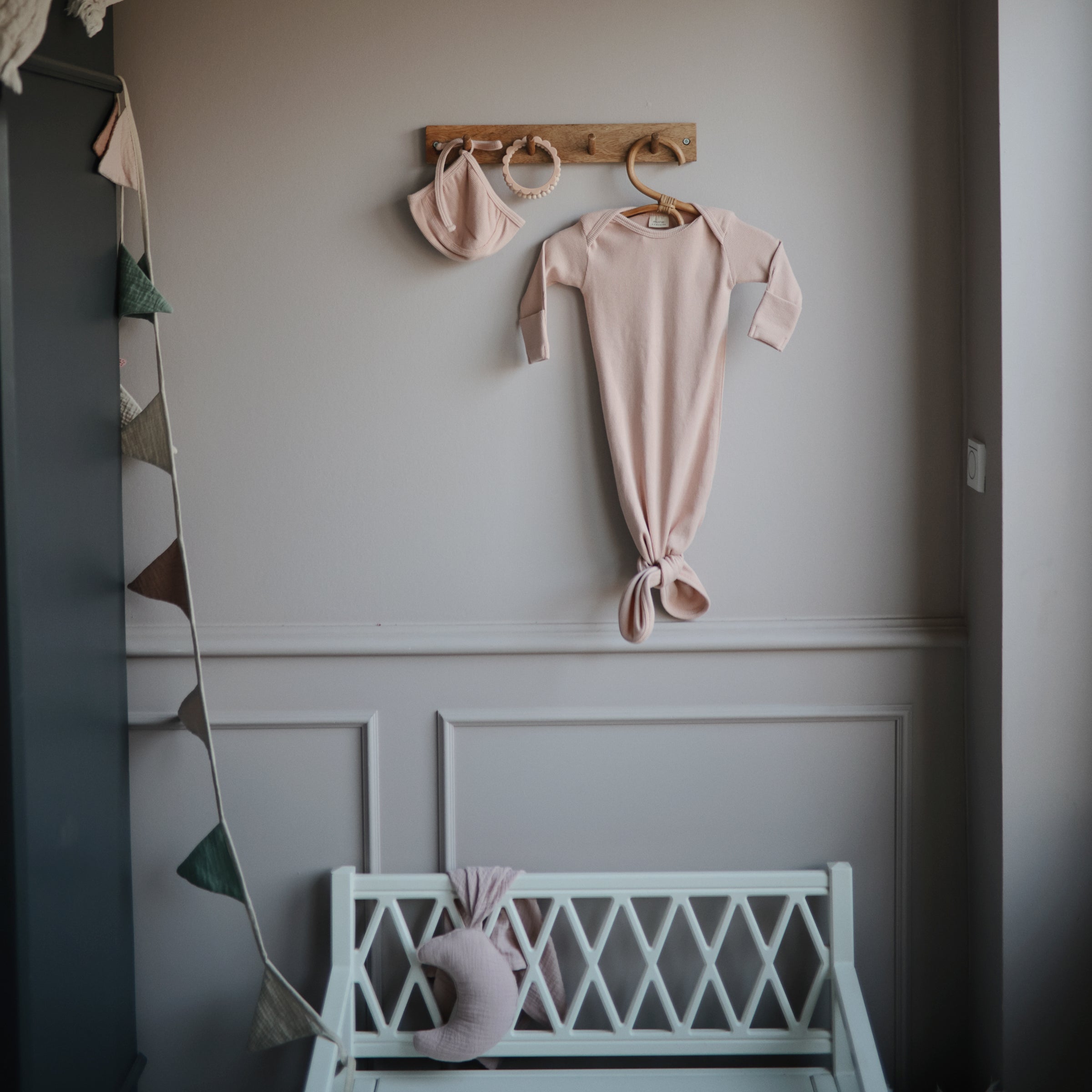 Ribbed Baby Bonnet {Drop Ship}