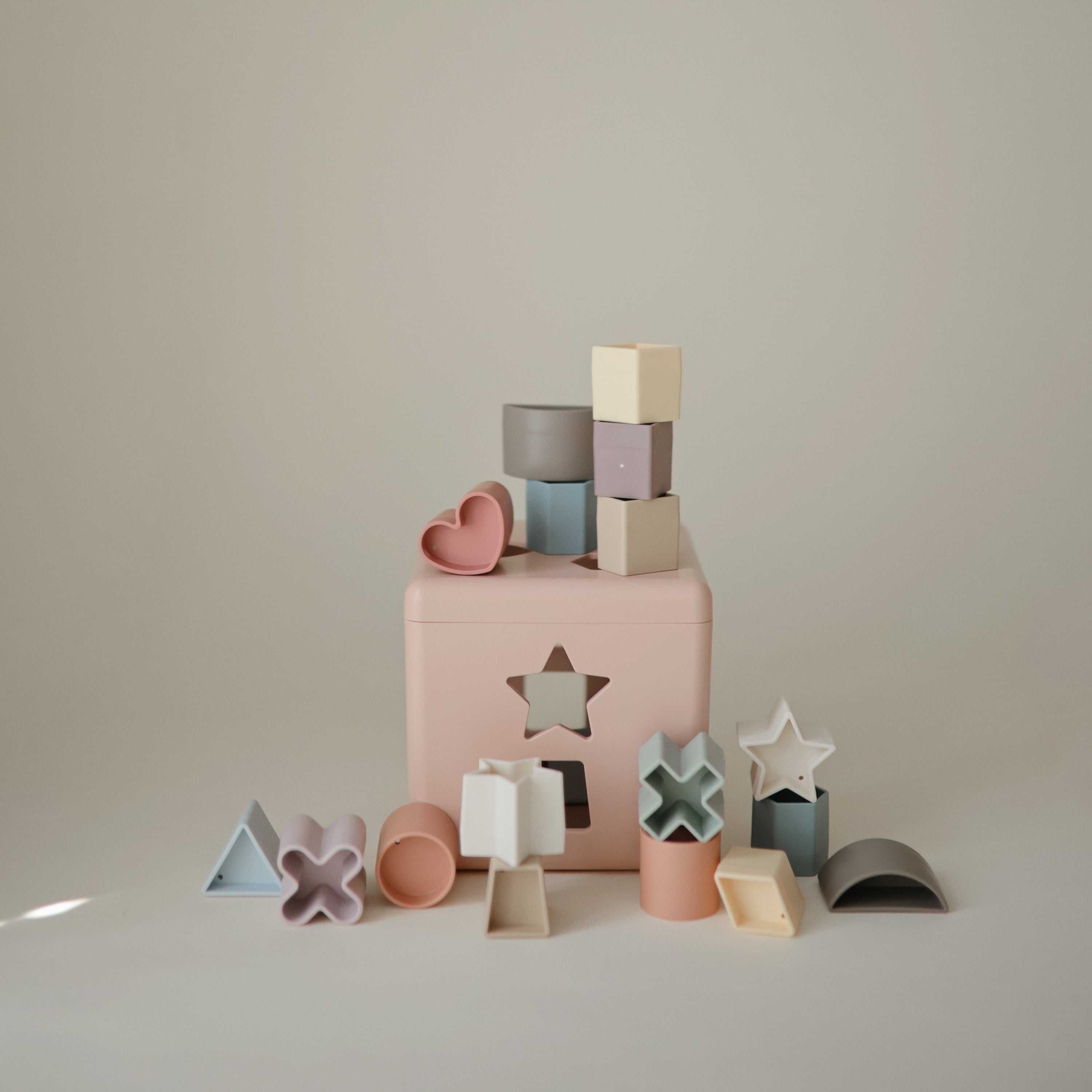 Shape Sorting Box {Drop Ship}