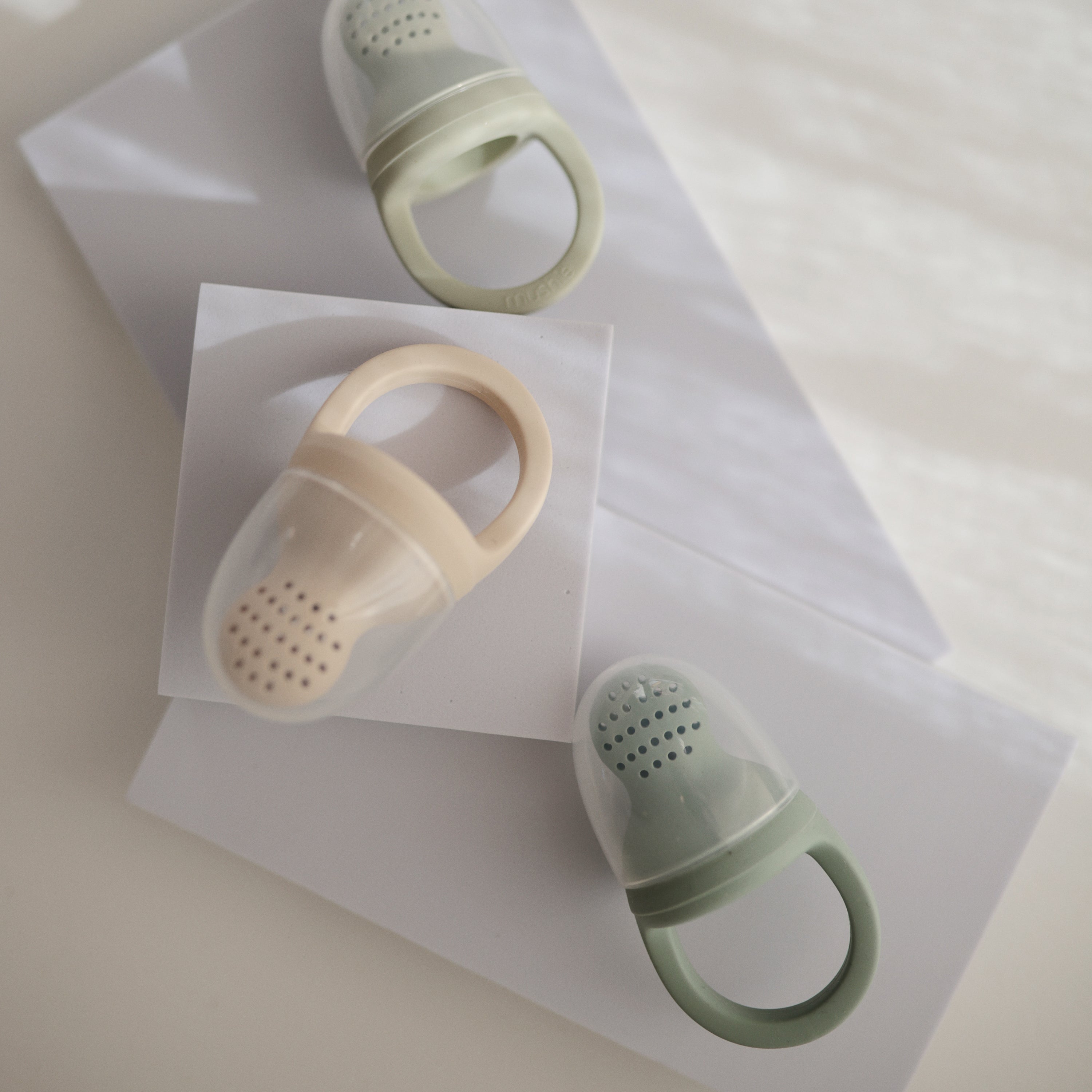Silicone Fresh Food Feeder {Drop Ship}