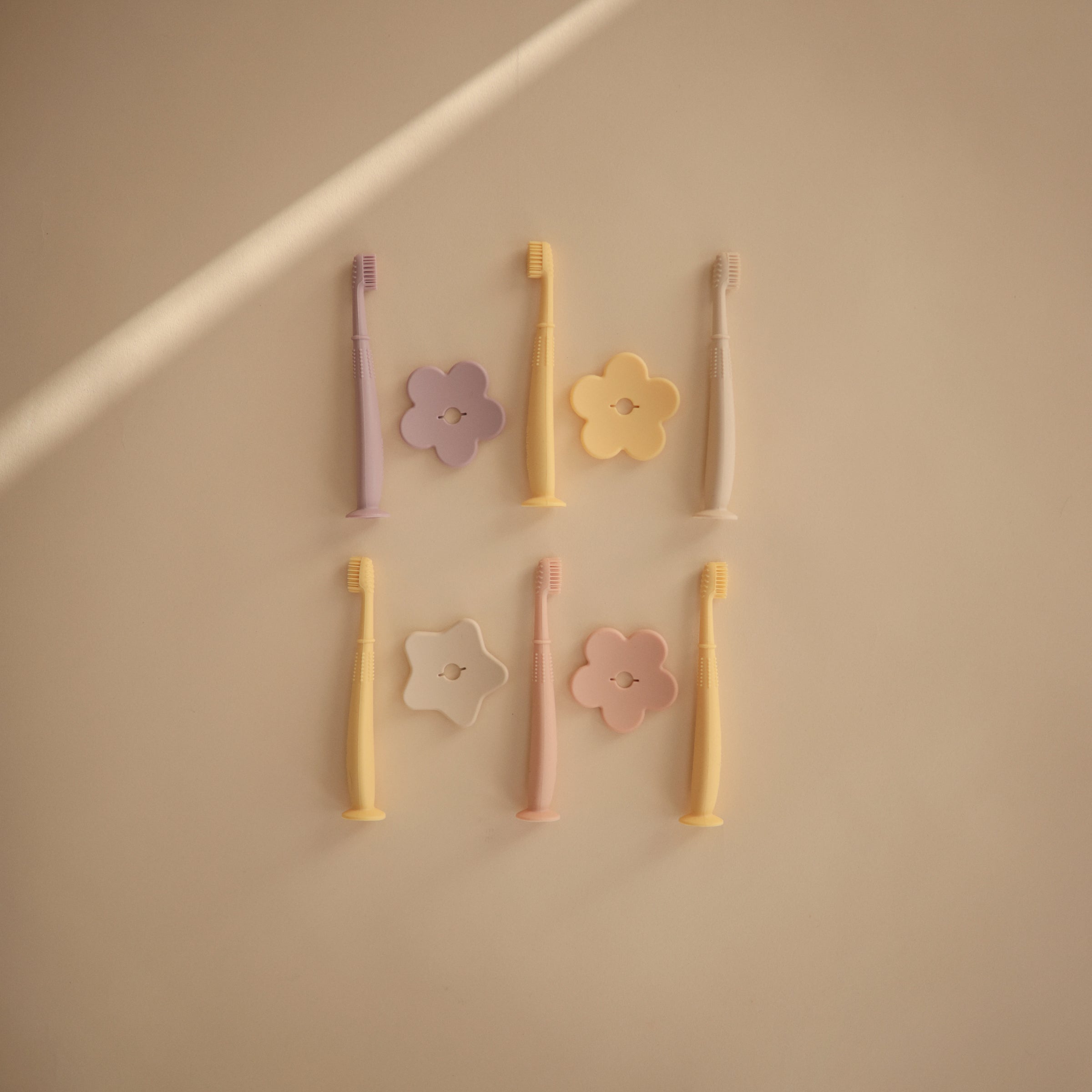 Flower Training Toothbrush {Drop Ship}fe