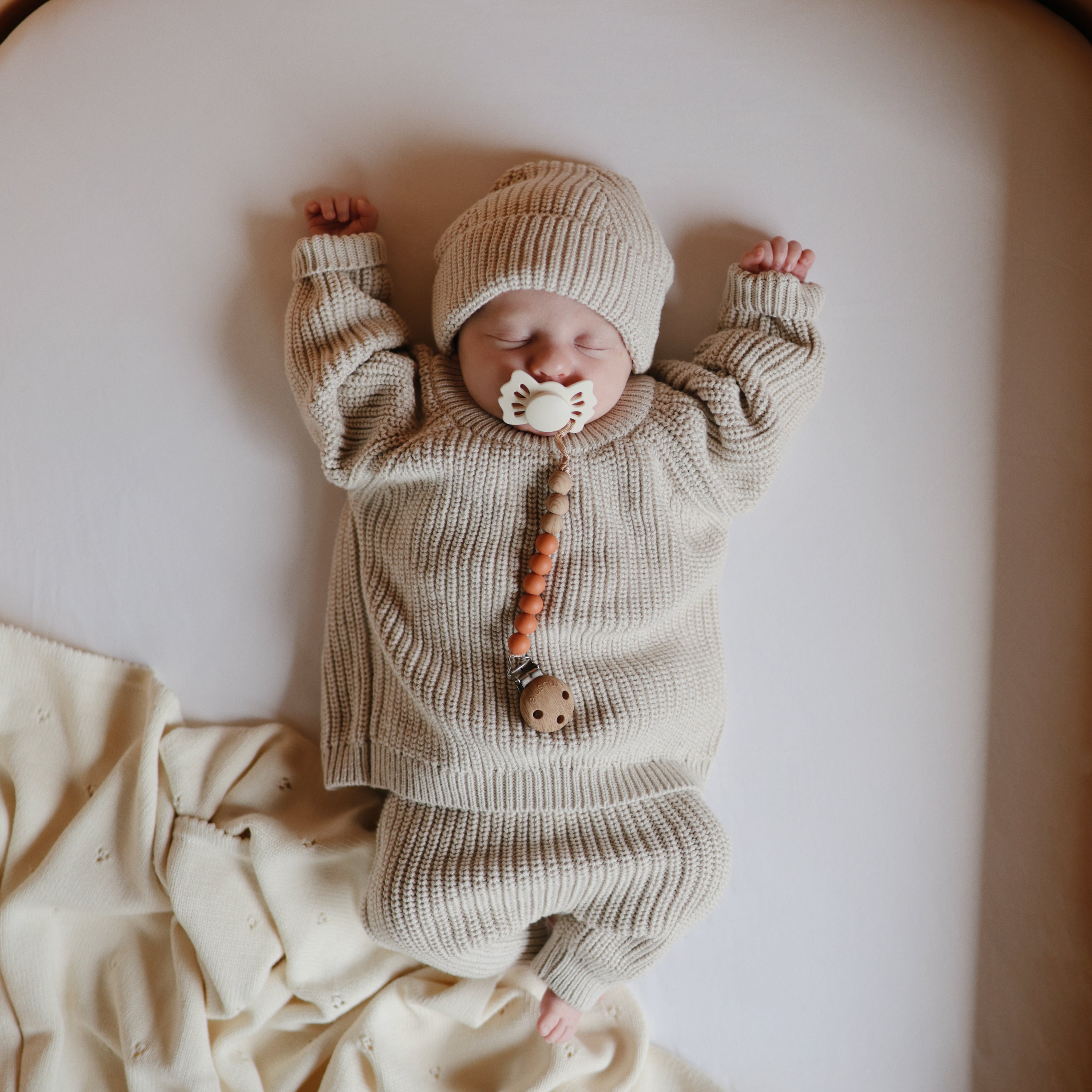 Silicone Pacifier Clip | Eva {Drop Ship}