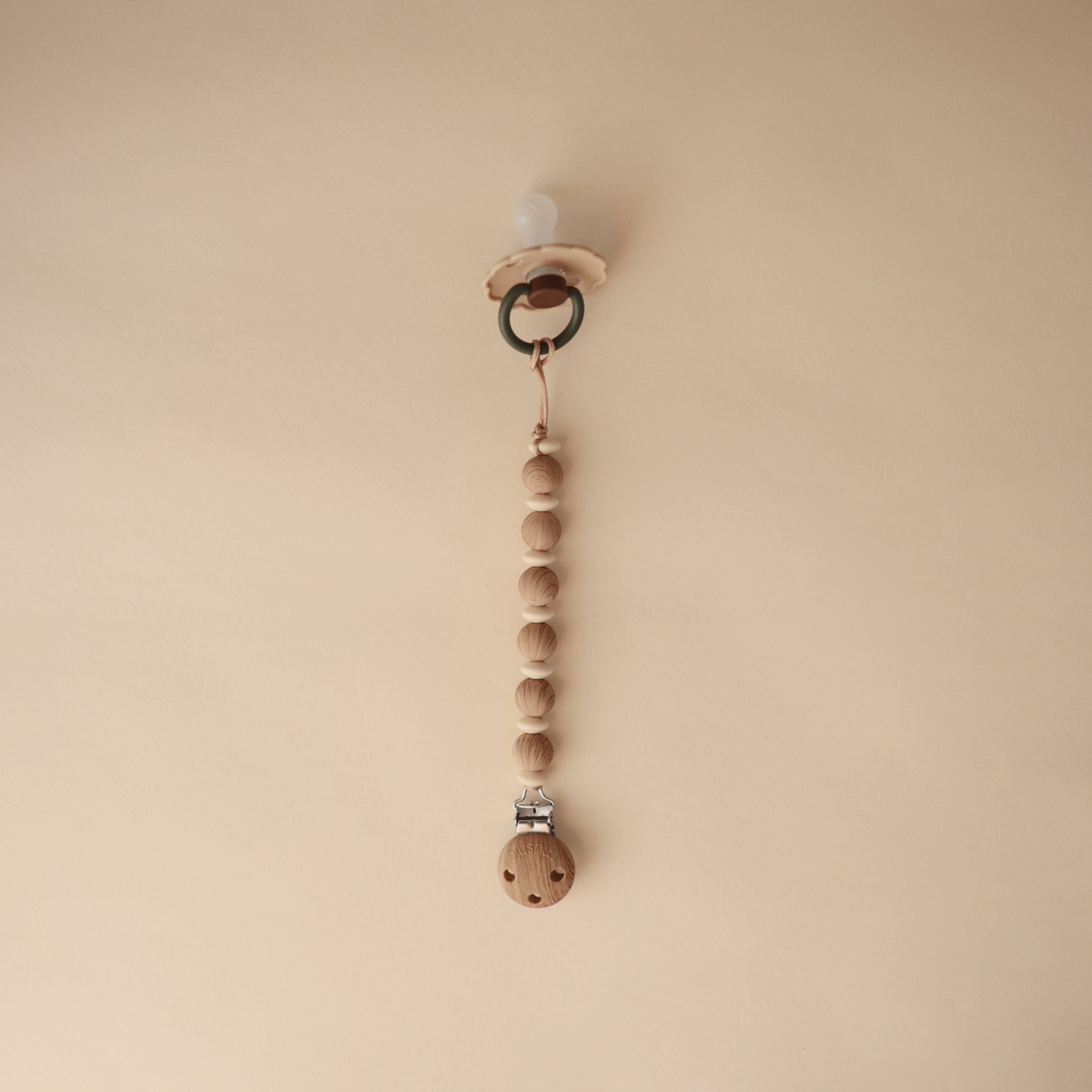 Silicone Pacifier Clip | Luna {Drop Ship}