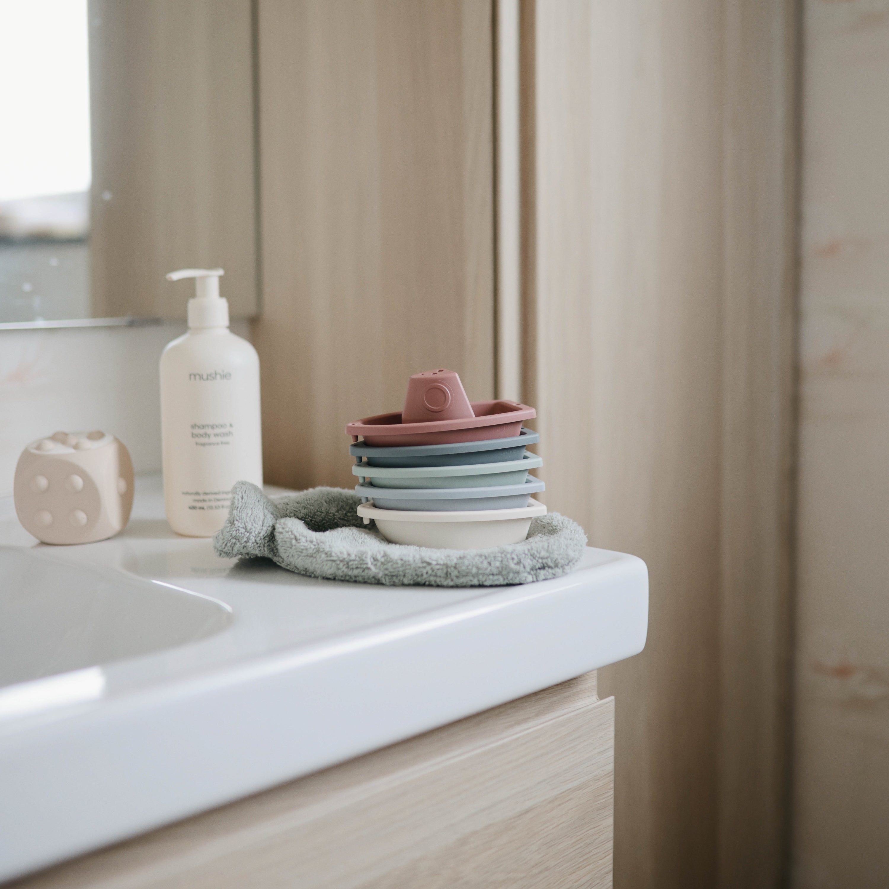 Bath Boats {Drop Ship}