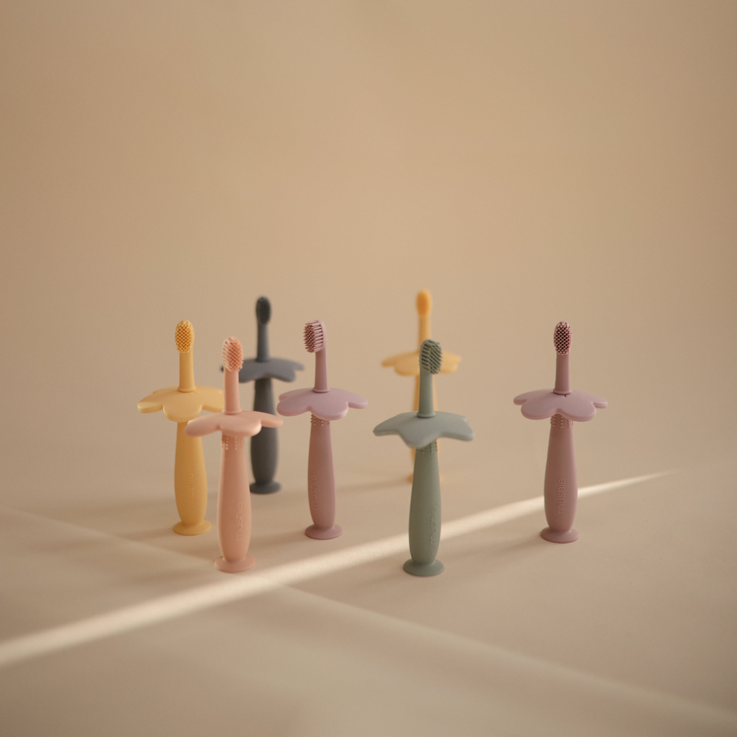 Flower Training Toothbrush {Drop Ship}fe